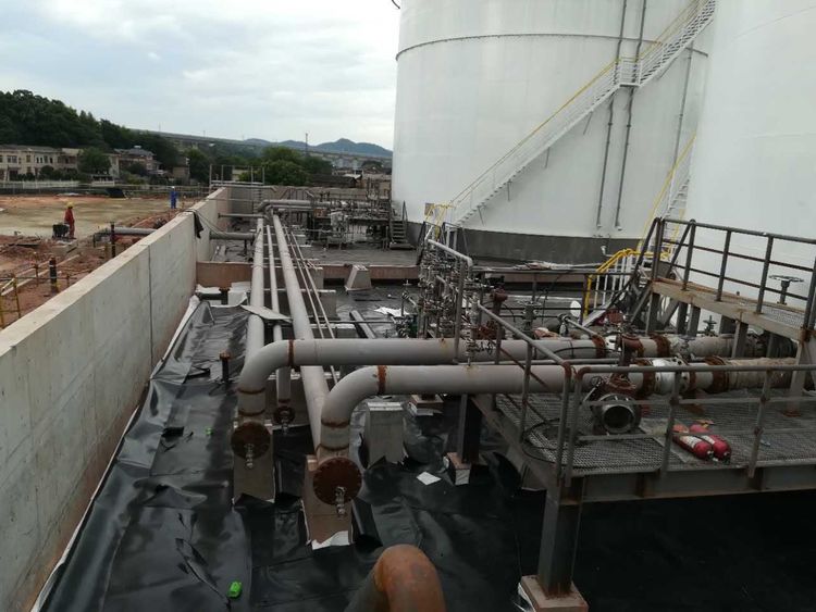 土工膜在油廠儲油罐中用多厚的合適？